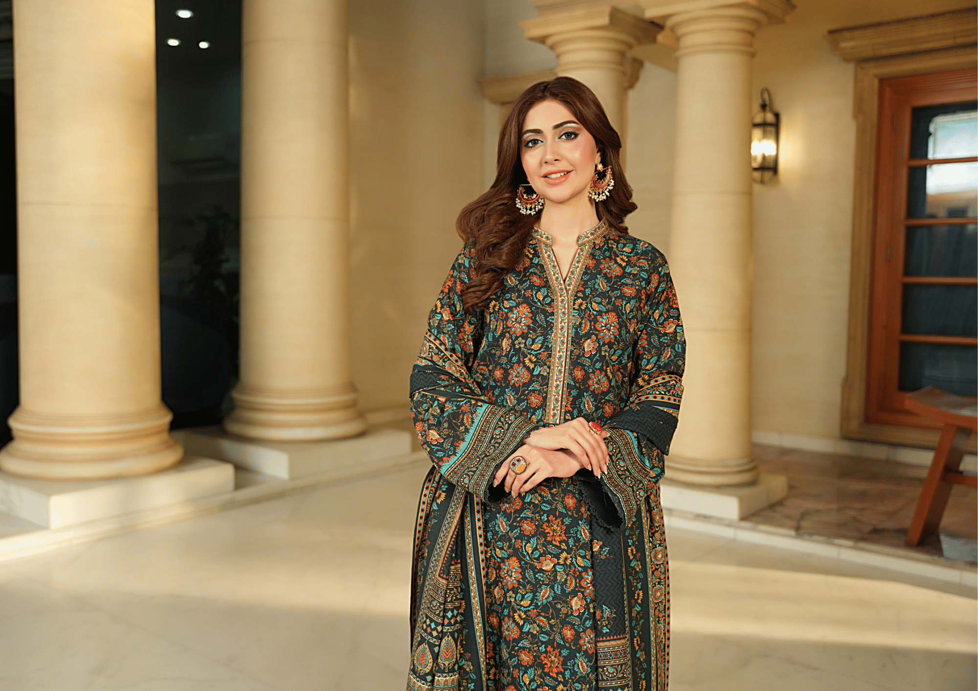 Elegant Winter Floral 3-Piece Printed Khaddar Suit – Digital Printed Khaddar Shirt & Dupatta with Dyed Trouser