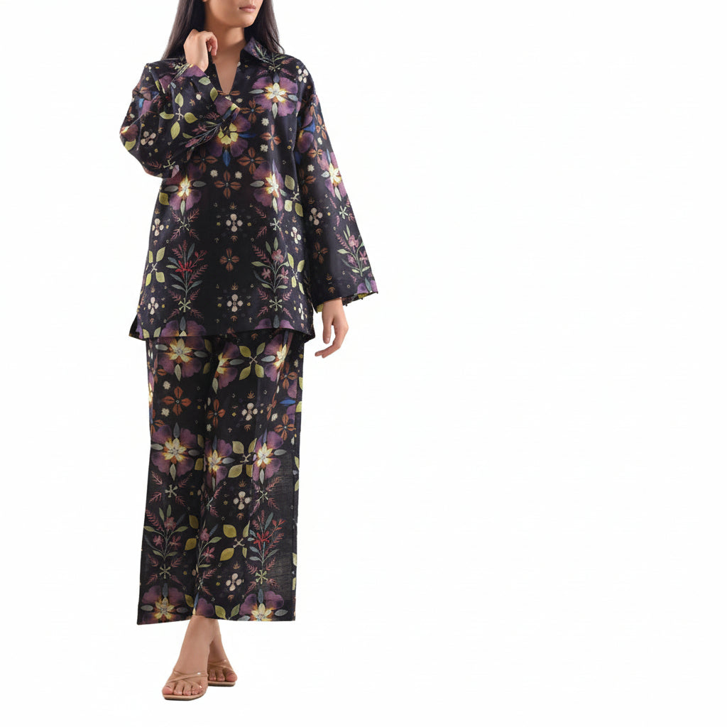 Woman wearing a floral two-piece outfit with Saya branding and product details.